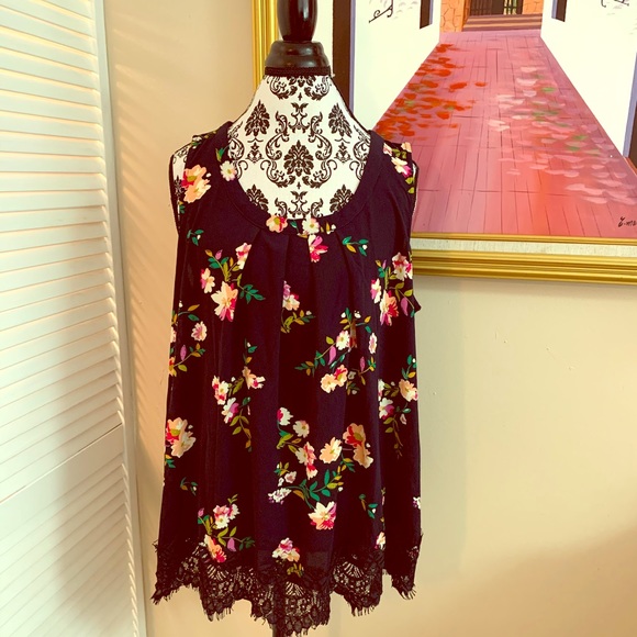 janet chung Tops - Plus Size Sleeveless Top 2X